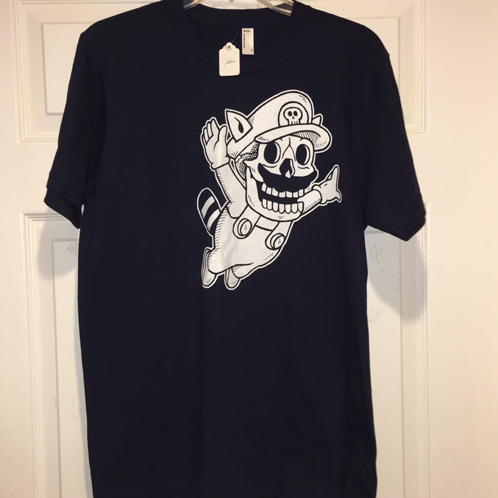 Super Mario Skull Head Graphic Tee - Picture 1 of 3